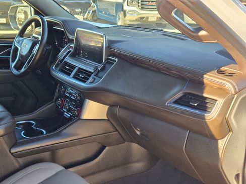 Certified 2023 Chevrolet Suburban LT image 30