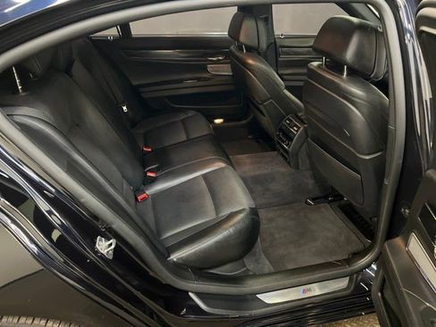 Used 2013 BMW 750Li image 10