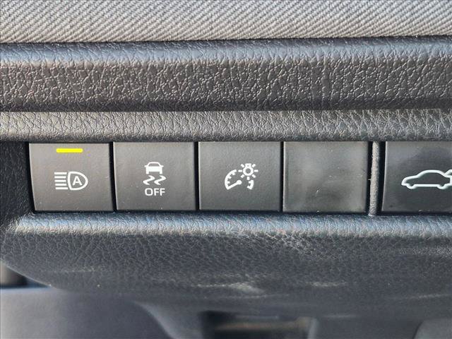 Used 2026 Toyota Camry LE FWD image 13