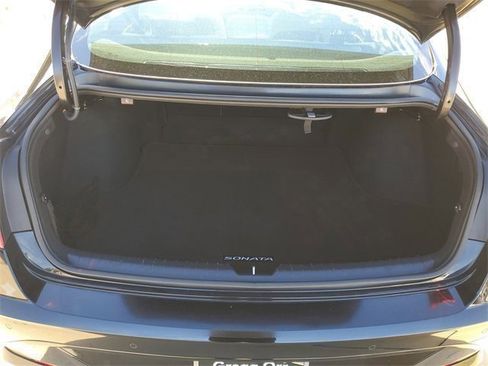Used 2023 Hyundai Sonata Limited w/ Cargo Package image 35