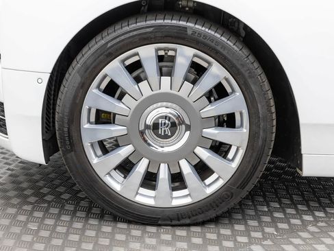 Used 2020 Rolls-Royce Phantom Extended Wheelbase RWD image 7