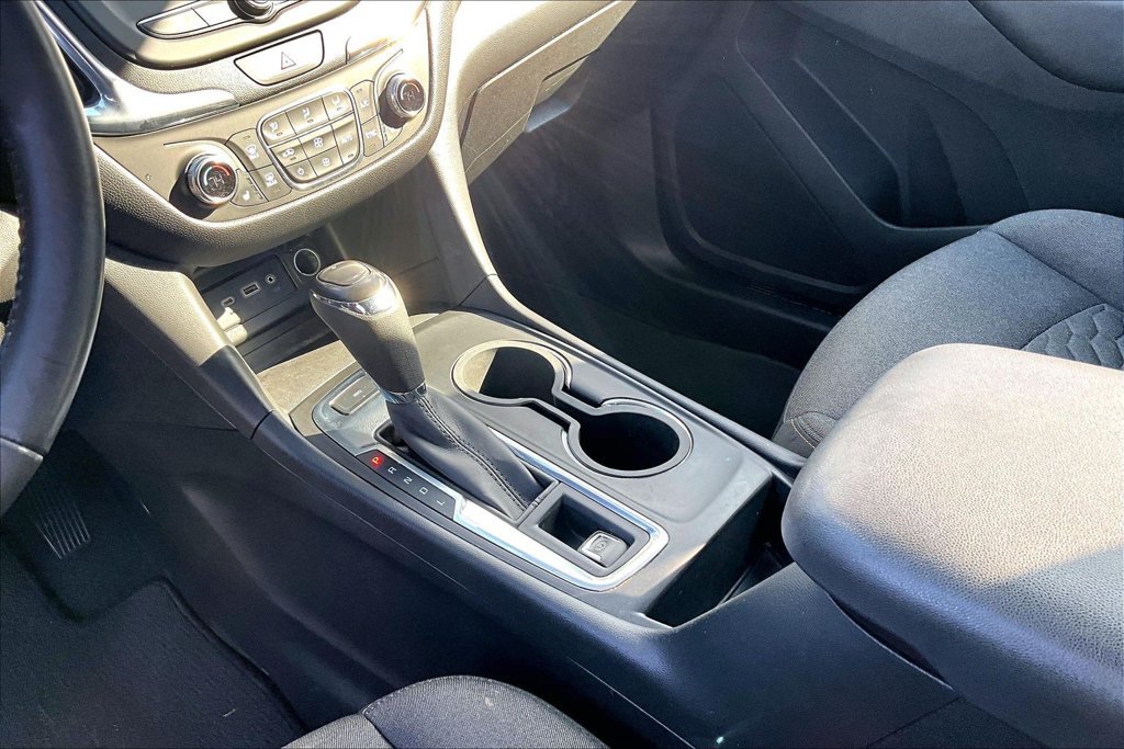 Used 2020 Chevrolet Equinox LT AWD/4WD image 19
