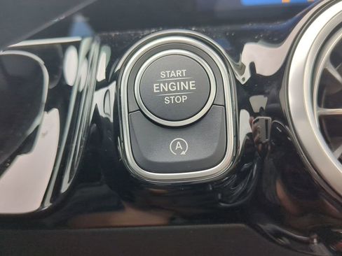 Certified 2025 Mercedes-Benz GLA 35 AMG 4MATIC image 7