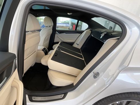 Certified 2023 BMW 530i w/ Convenience Package RWD image 29