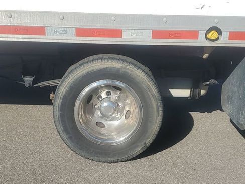 Used 2015 Ford E-350 and Econoline 350 Super Duty w/ Exterior Upgrade Package image 5