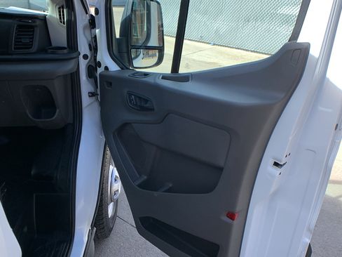 Used 2024 Ford Transit 250 148 Medium Roof Extended AWD image 18