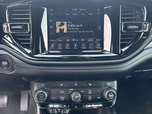 Used 2022 Dodge Durango GT AWD/4WD image 9