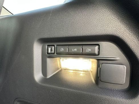 New 2025 Ford Explorer Platinum w/ LUX Leather Package image 25