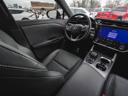 Used 2023 Lexus RZ 450e Premium w/ Technology Package image 37