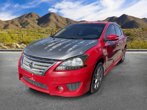 Used 2015 Nissan Sentra SR FWD image 2