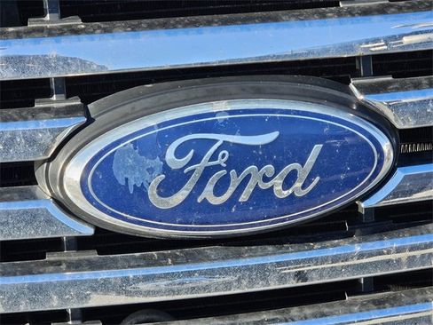 Used 2010 Ford F150 XLT image 6