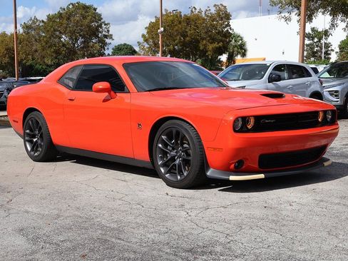 Used 2021 Dodge Challenger R/T Scat Pack w/ Plus Package image 2
