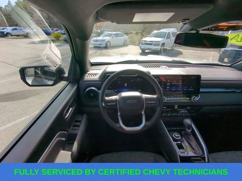 Used 2024 Chevrolet Colorado Z71 w/ Z71 Convenience Package 2 image 40