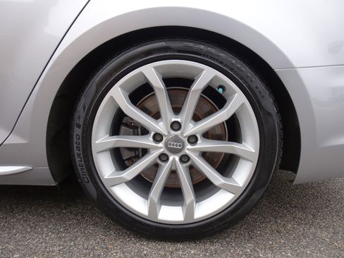 Used 2019 Audi A4 2.0T Prestige w/ Prestige Package image 8