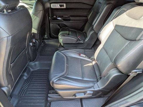 Used 2023 Ford Explorer ST w/ Equipment Group 401A AWD/4WD image 18