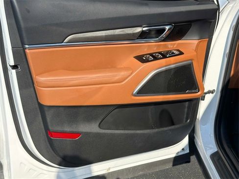 Used 2025 Kia Telluride EX X-Line image 17