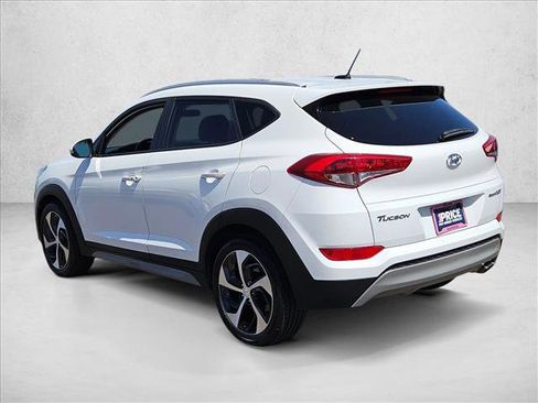 Used 2017 Hyundai Tucson Sport FWD image 8