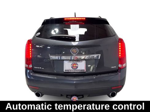 Used 2012 Cadillac SRX Luxury image 13