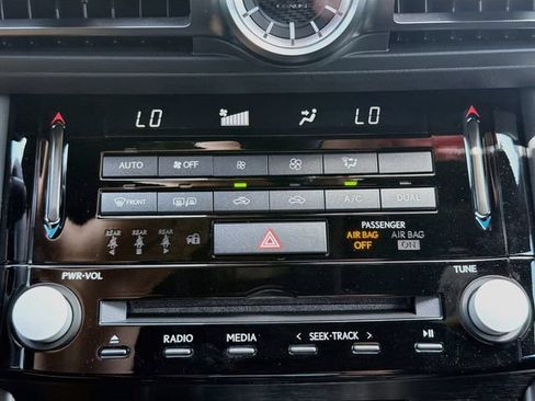 New 2025 Lexus IS 500 RWD image 32