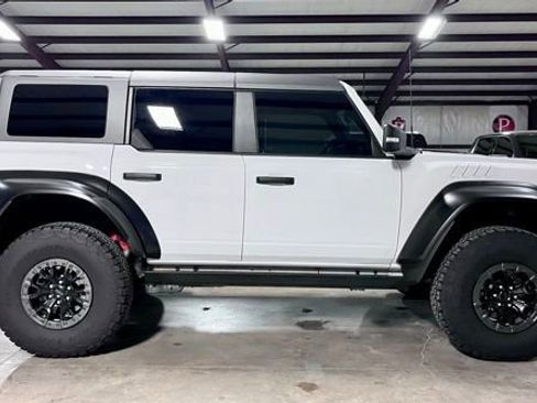 Used 2023 Ford Bronco Raptor AWD/4WD image 2
