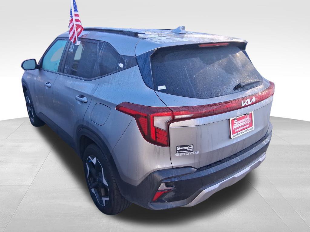 Certified 2025 Kia Seltos S AWD/4WD image 7
