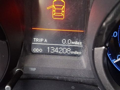 Used 2016 Toyota Corolla L image 18