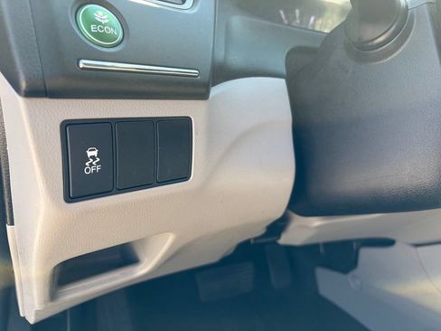 Used 2015 Honda Civic LX image 29