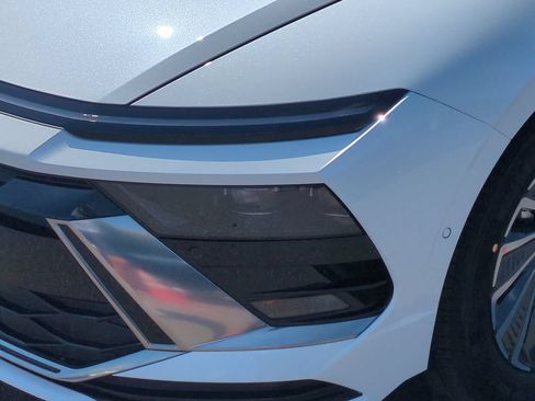 New 2026 Hyundai Sonata Limited FWD image 10