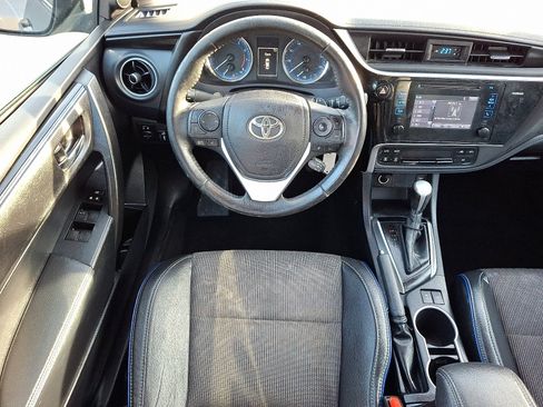 Used 2017 Toyota Corolla SE image 10