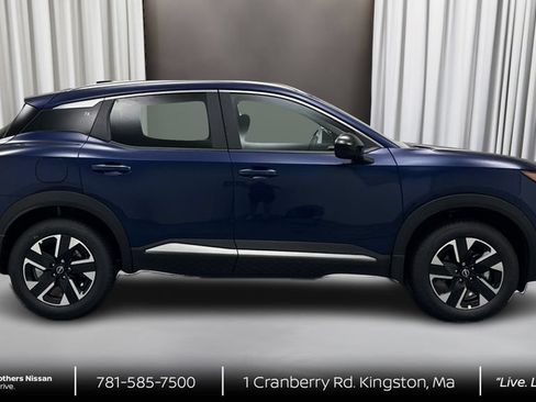 New 2026 Nissan Kicks SV w/ SV Premium Package AWD/4WD image 4