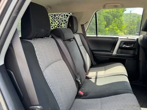 Used 2016 Toyota 4Runner SR5 AWD/4WD image 24