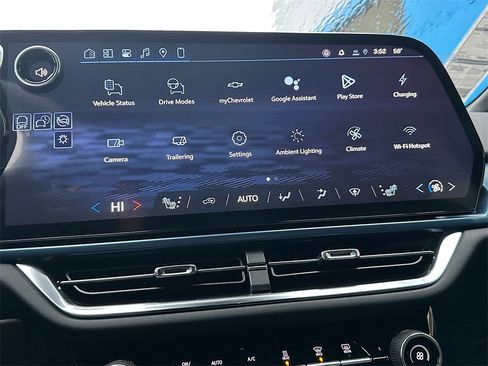 New 2026 Chevrolet Equinox EV LT image 27