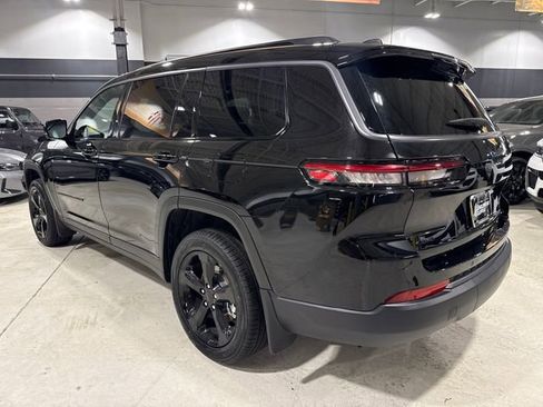 New 2026 Jeep Grand Cherokee L Limited w/ Limited Altitude Package AWD/4WD image 11