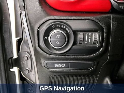 Used 2021 Jeep Gladiator Rubicon w/ Dual Top Group AWD/4WD image 23