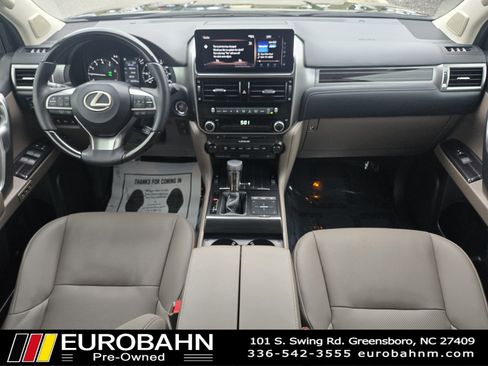 Used 2023 Lexus GX 460 Premium AWD/4WD image 16