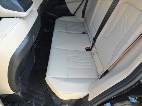 Used 2025 BMW X3 xDrive30i w/ Convenience Package image 15