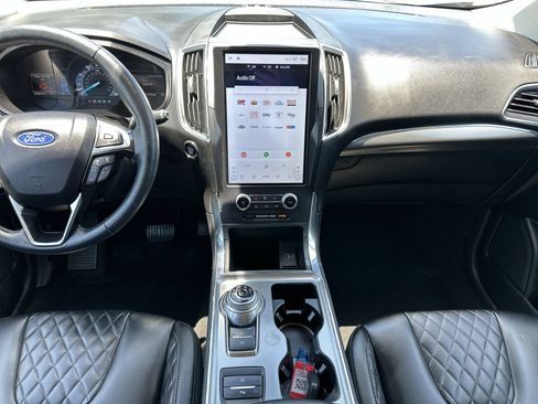 Used 2024 Ford Edge Titanium AWD/4WD image 16