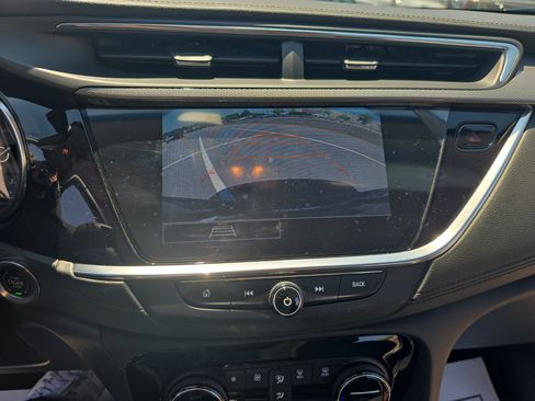 Used 2023 Buick Encore GX Select w/ Sport Touring Package FWD image 21
