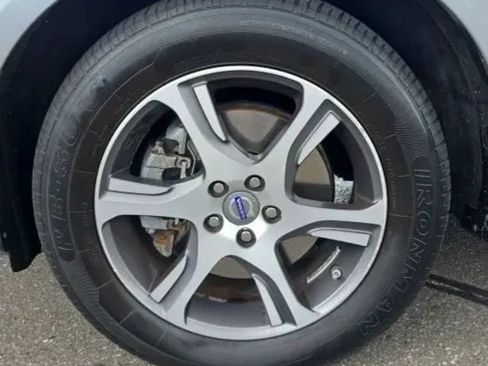 Used 2013 Volvo XC60 T6 AWD/4WD image 49