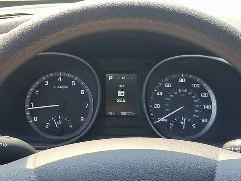 Used 2017 Hyundai Santa Fe Sport w/ Cargo Package AWD/4WD image 19