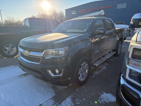 Used 2018 Chevrolet Colorado LT w/ LT Convenience Package image 2