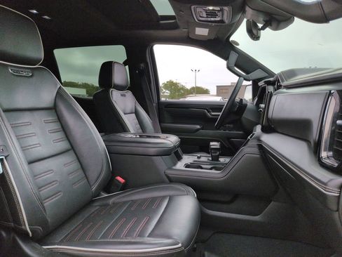 Used 2022 GMC Sierra 1500 AT4X image 29