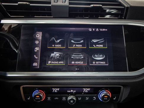 Used 2022 Audi Q3 2.0T Premium Plus image 41