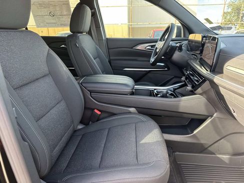 New 2026 Chevrolet Traverse LT w/ Driver Confidence Package image 12