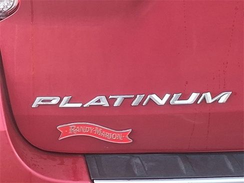 Used 2020 Ford Explorer Platinum w/ Premium Technology Package image 30