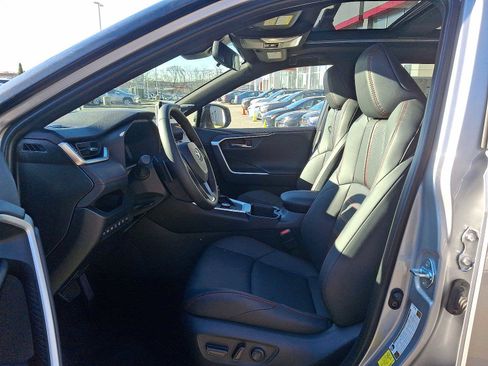 New 2025 Toyota RAV4 XSE image 20