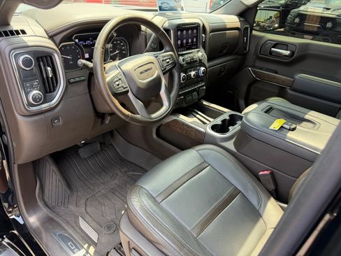 Used 2019 GMC Sierra 1500 Denali w/ Technology Package RWD image 5