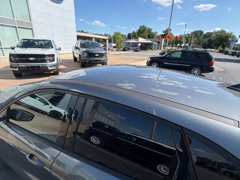 Used 2025 Ford Escape Active FWD image 11