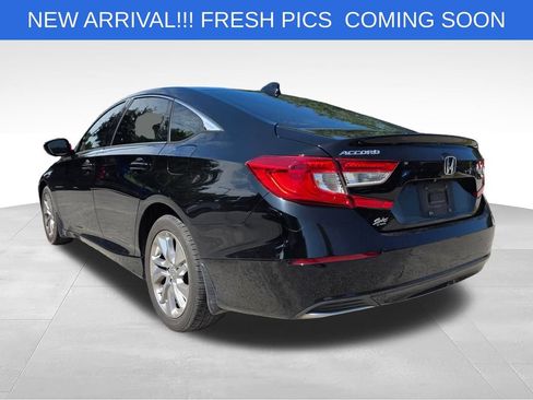Used 2018 Honda Accord LX image 6
