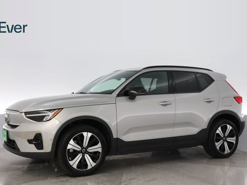 Used 2023 Volvo XC40 Recharge Plus AWD/4WD image 18